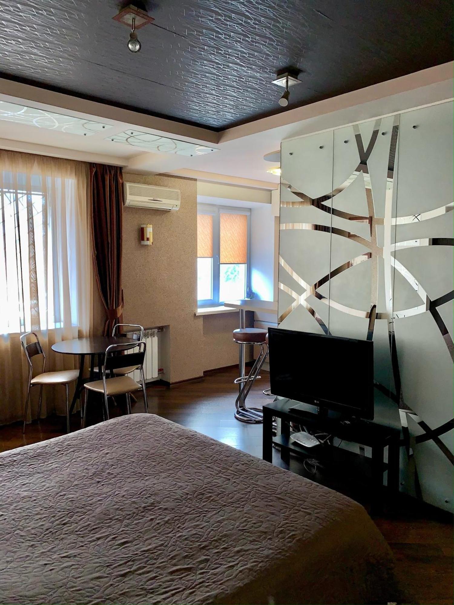 Apartment In Kharkiv , Prospect Nauki 19A Bagian luar foto
